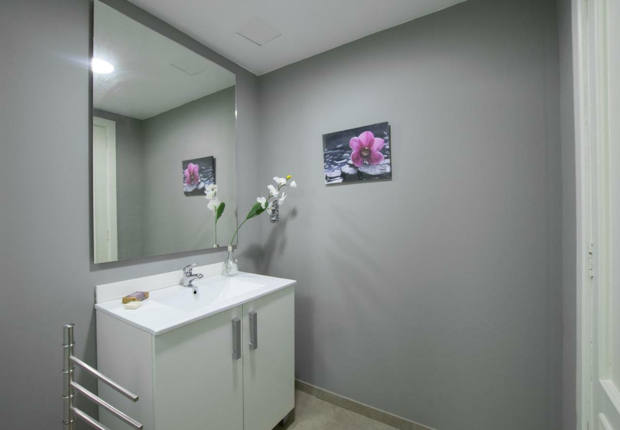 Light And Bright Apartment In Central ולנסיה מראה חיצוני תמונה